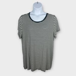 Torrid super soft knits round neck black white‎ horizontal stripe t-shirt top 3X